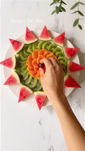 Two Easy Fruit Platter Ideas 🍉🍊✨#inspobyrio #shortvideo