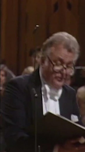 "Bon Voyage" from Candide | Leonard Bernstein - London Symphony Orchestra