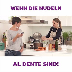 Die #Knallerfrau weiß sich einfach immer zu helfen! 🤣🍝 Mehr ➡ tiny.cc/KNALLERFRAUEN-CLIPS | Knallerfrauen