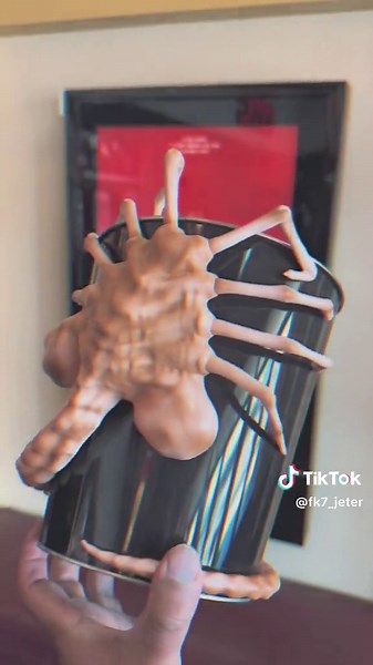 Need a hug? AMC theater just dropped their Facehugger Popcorn Bucket, just in time for Alien Romulus. Get yours now! #Alien #alienromulus #popcornbucket #amctheaters #popcorn #collectibles #fypage #merchandise #facehugger #fyp #AMC @AMC Theatres