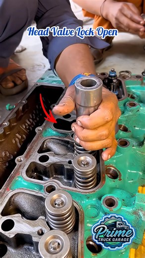 Head Valve Lock Disassembly | Mechanic Life #engine #valve #lock #mechanic #garage #shorts #yt #fyp