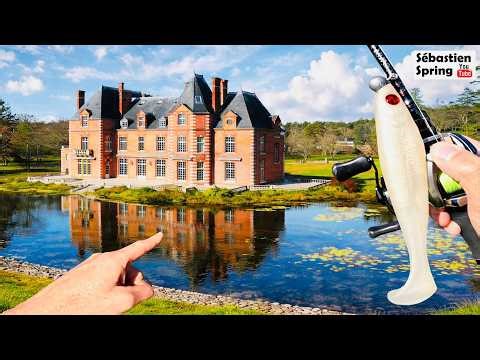 The owner of the castle tells us that enormous pike are hiding there!!!