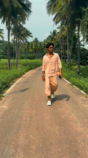 𝐒𝐫𝐞𝐞𝐤𝐚𝐧𝐭𝐡 on Instagram: "✨பொங்கல் ✨வாழ்த்துக்கள் ✨"