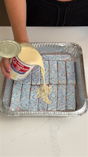 dump cakes are so simple and so good | She'll Try Anything