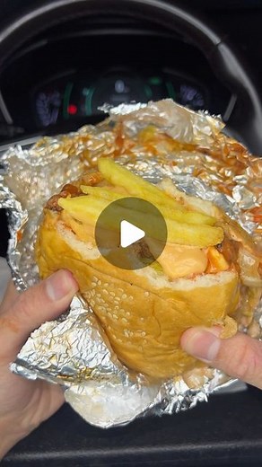 EAT IN BAHRAIN on Instagram‎: "برجر الدور برجرهم لذييذ واسعارهم معقولة -طلبت البرجر دبل صوص وجبن البديع دبل برجر لحم: BD 1.500 + 100 فلس للدبل جبن 燎 #البحرين #مطاعم_البحرين #اكل #برجر #bahrain #food #eat #burger"‎