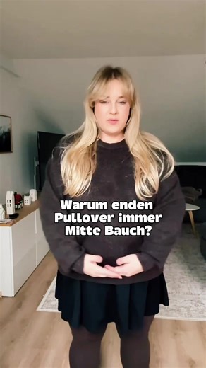 Warum enden Pullover denn Mitte Bauch? 🤡 2 Style Tipps wie das gelöst wird 👋🏻 in welchem Team seid ihr heute? 1 oder 2? •Longbluse komplett darunter - Vorteil: Pulli kann man auch ausziehen •2 Teile - sieht nur aus wie eine Longbluse - Vorteil: weniger schwitzen #beautyhasnosize #vorhernachher #styletip #realität #kleiderschrank #