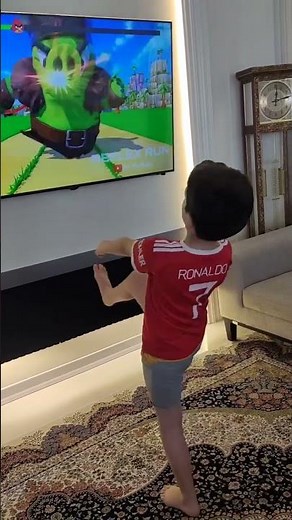ANGRY BIRDS RUN CHALLENGE! 🐦💥 JUMP WITH THE SCREEN! ⚡