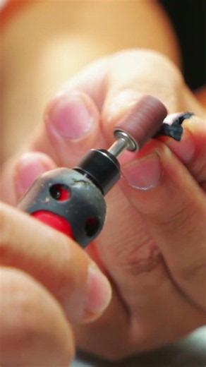 How A Flat Piece Of Leather Becomes 3D - Handcrafted Watch Straps #zeniostrap #watchstrap