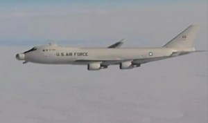 美国空军ABL机载激光验证机飞行