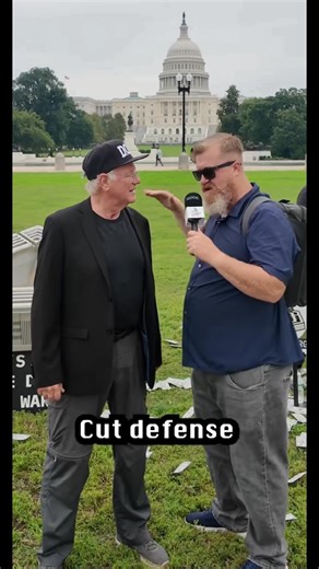 Jolly Ginger is yelling Timber! | Young Jeffrey