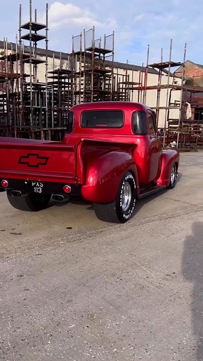 1952 Pickup Chevrolet 🇺🇸🔴 #pickup #americanpickup #pickupchevrolet #chevrolet #chevy #chevytrucks #chevroletchevy #vintagecars #vintage #oldcar #vintagecar #usa #americancar #v8 #carsoftiktok #cars #car