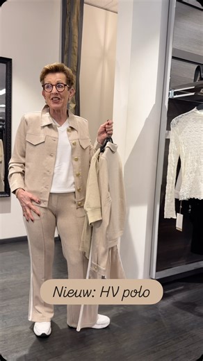 Deze pakken van HV Polo wil je niet meer uitdoen! 🤩 Nét nieuw binnen. Draagt heerlijk comfortabel en je bent toch netjes gekleed. 💜We zijn er tot 17:30 vandaag. Let op: morgen sluiten wij om 12:00 i.v.m. de optocht. 🎉 #pijnappelmode #klarenbeek #damesmode #nieuwecollectie #hvsociety | Pijnappel Mode