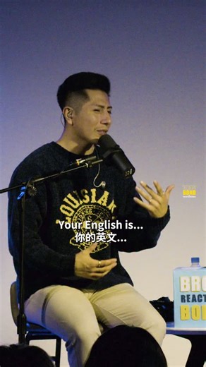 BrosBond on Instagram: "和安的翻譯你信嗎？🤣 EP 21【Live Podcast特輯：No More Hiding! I’m Vampire! 不演了！我是吸血鬼！】 Brosbond台南限定倒數第二場Live Podcast show來啦！這集的主題是瘋狂的事，和安分享自己半夜的奇異抽筋事件，究竟是抽筋，還是有超自然力量👻？！泰勒則是被友人教育要如何當零號，還被摸大腿說身體很香🫨 聊著聊著和安也公布了他的秘密，那就是…他是吸血鬼🧛‍♂️！！究竟是怎麼一回事呢？趕快看下去🤩 再次謝謝大家來看我們演出，跟我們聊聊天，12月還有一場，我們不見不散！ Host: @enriqueconcor & @tyler_hohoho"