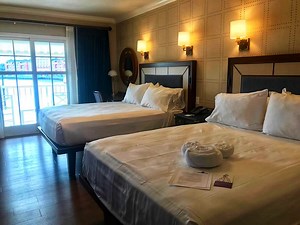 Disney World Room Tour: Disney's Yacht Club | Chip and Company