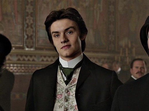 Iconic Bloody Scene Featuring Louis Partridge