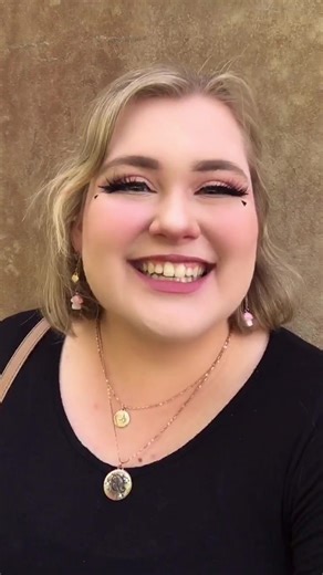 Reply to @lemon_cloud42 i can’t wait to hear your happy things!!🥰 #fyp #4u #mha #bnha #aot #haikyuu #XfinityFanthem #LeadWithLove