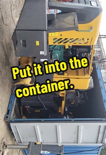 The loader enters the container.#loading #loader #Shipping loader#put into Container