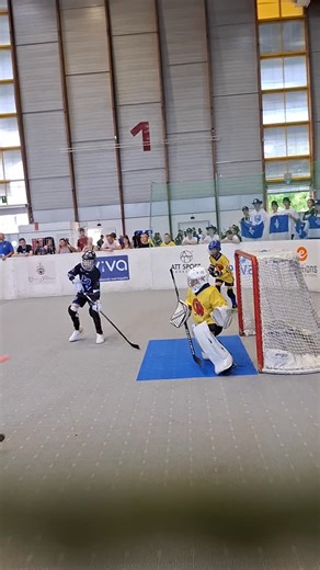 🇨🇿CDHF HISTORY🇨🇿Rok 2025🇨🇿🇦🇹UWG Rakousko-Klagenfurt🇦🇹 U11 Nové Strašecí zápolí s team Québec na Světových Hrách mládeže 🏆🇨🇿🇦🇹 #srdceagoly United World Games HBC Nové Strašecí (official) United World Games - Ball & Dek Hockey | CDHF - Czech Dek Hockey Federation