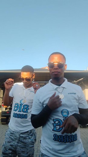 Close up.🔥💪. Dc_@Virgio_Homeboy7580🧊 and @Marcus läst kïxñg julies #foryoupage #homeboyz7580 #crazyclownsDanceCrew #fypageシ #7550 #SAMA28 #7580 #7550 @Wyks✌️ @🧊Koudt🥶