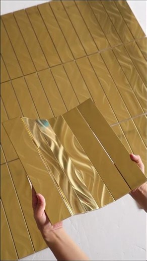 Gold Brushed Stainless Steel Stacked Metal Tile Showcas