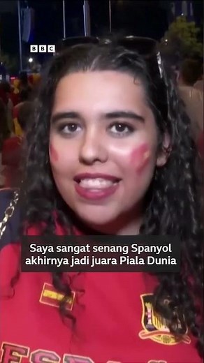 Penggemar Spanyol rayakan kemenangan bersejarah - BBC News Indonesia