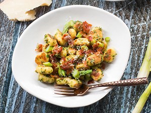 Keto Gnocchi Recipe with Pesto Sauce