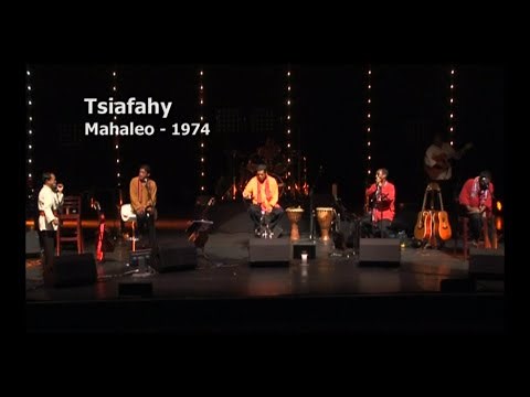 TSIAFAHY Mahaleo Live @ Olympia