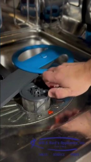 How to remove Frigidaire dishwasher filter #getitatbillandrods ‪@Frigidaire‬ #dishwasher #howto