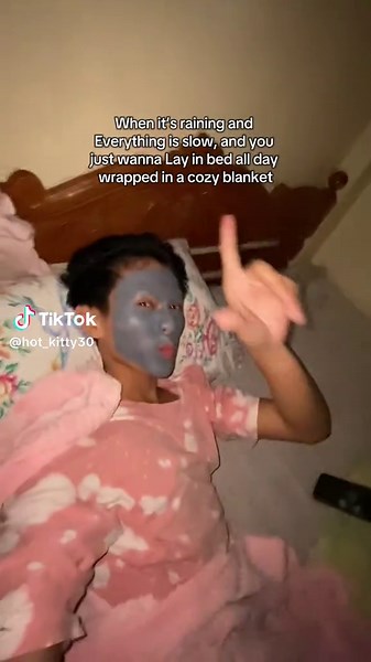 Cozy Rainy Day Vibes: Embrace the Slow Mood