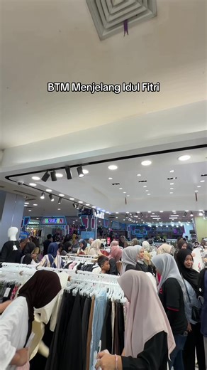 Kunjungan Ramai di Mall BTM Bogor Menjelang Idul Fitri
