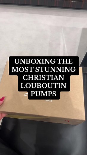 Obsessed with Comfortable Designer Heels | Christian Louboutin Unboxing