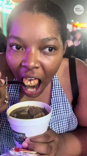 Beyoncé's mother debuts 'Mama Tina's Gumbo' at Houston rodeo. See fans try it.