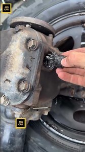 Rear differential oil #automobile #mechanics #technique #engine #garage #technician #mechanical #car