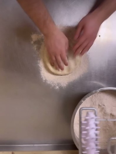 We open till 3 Am 🍕😋#pizzalover #pittsburgh #halal