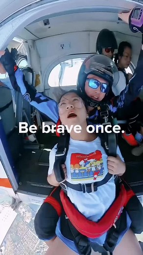 #CapCut #skydiving #skydive #skydiver #parachute #skydivinggram #gopro #skydivegram