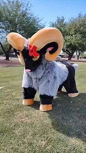 Ever seen a proper quadsuit in person? (this one is by @StoofStudios on Twitter)