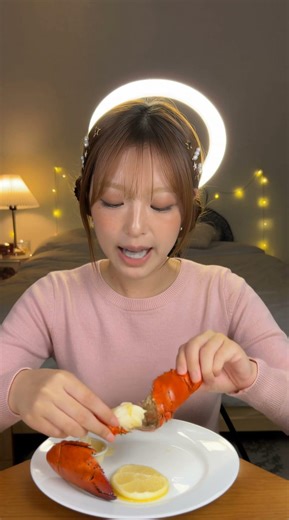 I Eat Lobster in Complete Silence 🦞🤫 ASMR Mouth Sounds