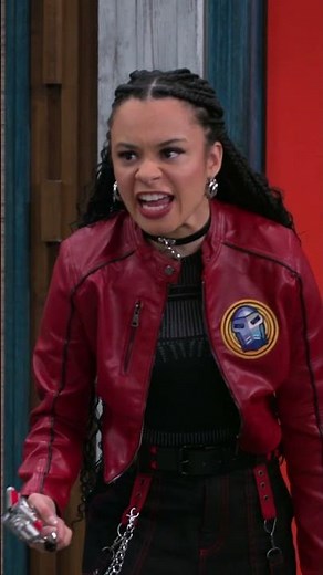Epicka scena walki Maxa i Phoebe Grzmotomocnych 👊