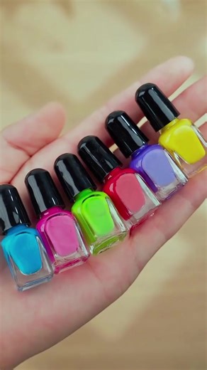 Amazing Kid-Friendly Nail Polish Set for Creative Fun