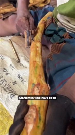 The amazing process of Cinnamon harvesting!