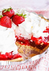 No Bake Strawberry Jello Pie Recipe