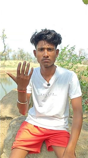 Phone Kese laga 😂😂😂 #comedy #comdeyclub #funny #reels #youtubeshorts #youtube #viral #shorts #memes