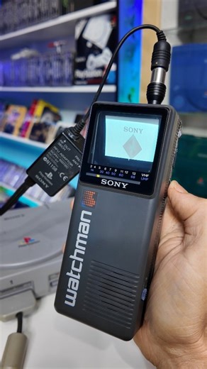 Beau Leaney | Gaming & Tech | Completely unnecessary but totally worth it. Sony FD-2A Watchman × DOOM 🔥 #Sony #Watchman #DOOM #Retro #Tech | Instagram