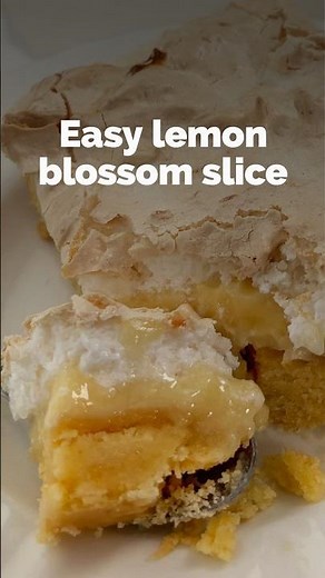 Easy lemon blossom slice