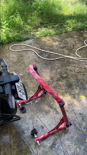 How to Use a Paddock Stand on Triumph Speed 400 | Step-by-Step Guide with Tips #triumphspeed400
