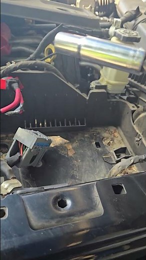 2017 jeep wrangler auxiliary battery replacement easy way
