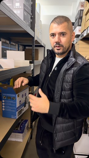 Mega reduceri de Black Friday pe Spionescu! Kit de supraveghere cu 4 camere, toate cu panou solar, tableta cu touch și un Tera memorie la JUMĂTATE de preț! Pe 7 noiembrie!! Fii pe fază❤️ | Spionescu