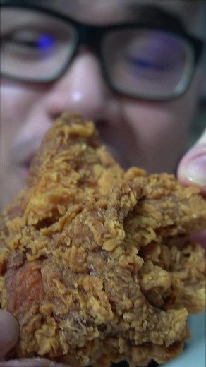 Delicious Popeyes Fried Chicken Recipe from Quang Tran