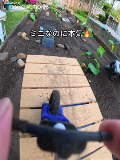 ミニチュアみたいなのに、動きは本気。🪨 ライン取りもタイミングも完璧すぎる。 Osmo Action 6 が、その滑らかな動きをリアルに記録🔥 このコース、みんななら走り切れる？👇 🎬：IG/elkl.studios #dji #osmoaction #osmoaction6 #povcamera #アクションカメラ #actioncamera