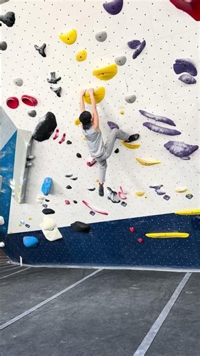 Short stack sloth climb